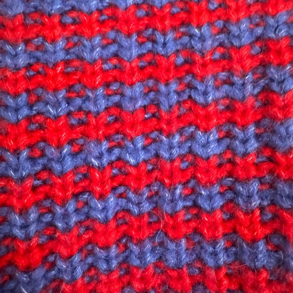 Zara Striped Red and Blue Cropped Sweater - Picture 4 of 6